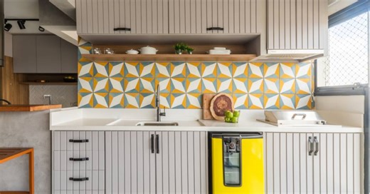 Cozinha com ladrilho hidráulico bonito: 5 projetos para se inspirar