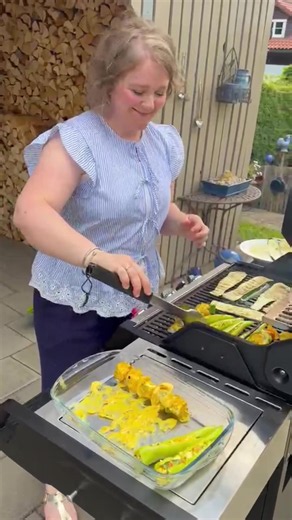 🔥 🇮🇳 Vegetarian Indian - German 🇩🇪Barbecue | Recipe Ideas 🤓 👩‍🍳Recipe: (Ad) 🌺 Shop GRATER PLATE. Spices or my E-Cookbook at: www.indogermankitchen.com or use the link in our BIO Recipe is on our Blog: www.cook-with-coffeemilkfamily.com