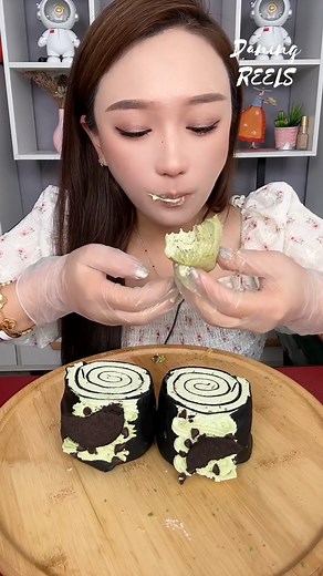 22K views · 284 reactions | Chinese Mukbang Cake So Fast Challenge #cakes #cakestagram #mukbangasmr #asmr #fypシviralシ2024 | Daning Mukbang | Facebook