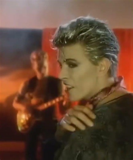 David Bowie - Blue Jean