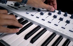 [TY译制][Arturia Keylab]Arturia KEYLAB MkII测评