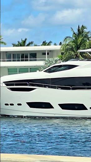 Welcome to the future of yacht buying. 🛥️✨ The King! Sunseeker yacht.