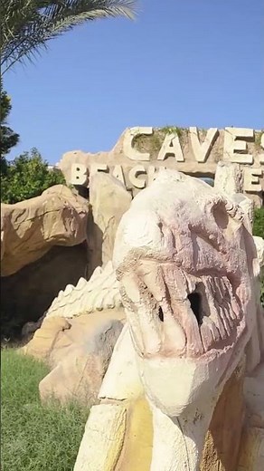 CAVE WITH DINOSAURS at Caves Beach Resort