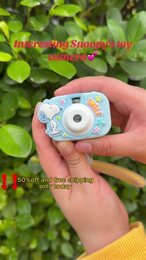 Beautiful Snoopy toy camera.#snoopy #miniso