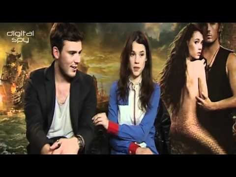 Sam Clafin and Àstrid Bergès-Frisbey chat Pirates 4