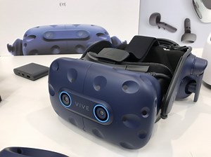 VIVE Pro Eye&VIVE Focus Plus体験レポート。視線追跡は業務でもポッキーゲームでも役に立つ！？