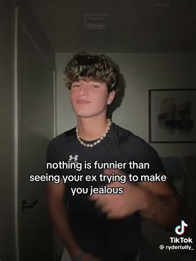 he turned off comments on this vid bc he knew ppl would come for him || #fyp #drama #exes #viral