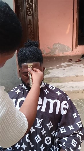 Home Service Experience with Celebrity Barbers