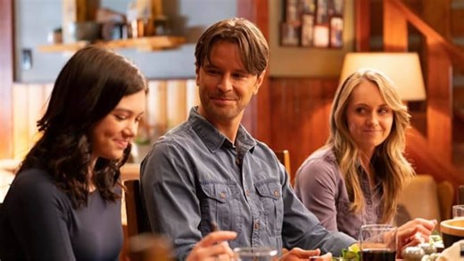 Netflix fans given weeks to watch 16 seasons of 'addictive' drama before it's removed for good