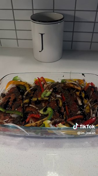 Cooking Soul Food Sunday Dinner: Honey Glazed Jerk Turkey Wings, Mac & Cheese, Collard Greens, and Sweet Potatoes