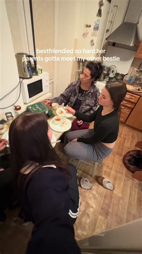 Navigating Life in Your 20s with Best Friends