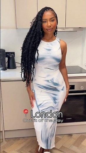 London OOTD 💙 Sleek & Chic Maxi Dress | Vacation Style & Travel Fashion