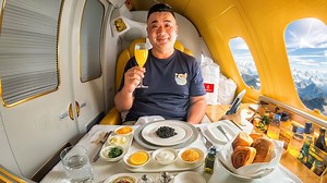 Why choose Emirates first class