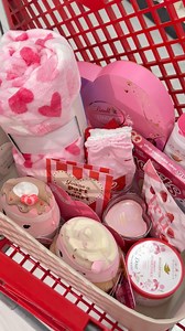 Send this to your bae as a hint…💘 comment “BAE” and I’ll send you the links 🔗 Here’s what I love to include in the perfect bae basket: 🧺 The Basics Basket (obviously, duh!) 🕯 Cozy & Cute Blanket Cup/Mug Socks Plushie 🍫 Sweet Treats Chocolates ofc! ✨ Self-Care Body wash & body scrub Lip balm The ultimate bae basket idea for Valentine’s Day 💘 • • • • Boo basket ideas Burr basket Bae basket Cozy winter essentials Valentines basket for friends Galentines basket Winter cozy must-haves Bridgerto