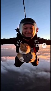 Girl Skydives With Her Cat! (Unbelievable Footage)