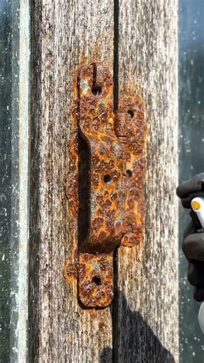 Rust Removal Spray on Window Latch Partial Cleaning #Shorts