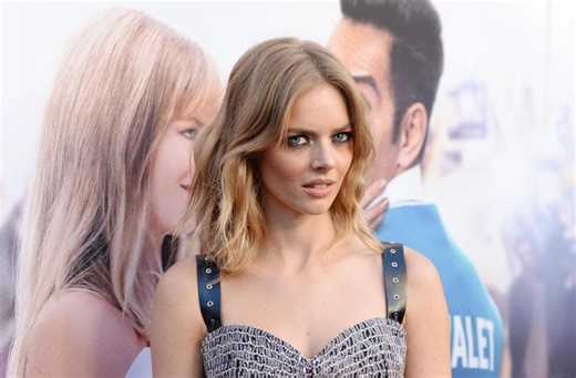 Pregnant Samara Weaving Shows off Her Baby Bump in a Jaw-Dropping, Plunging Office Siren Look