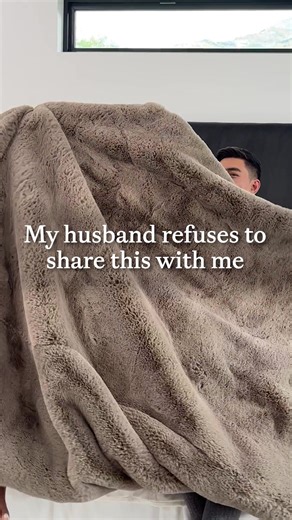 100K views · 61 reactions | The cuddle blanket that keeps flying our shelves is finally BACK ✨ but not for long! | Cozy Earth | Facebook