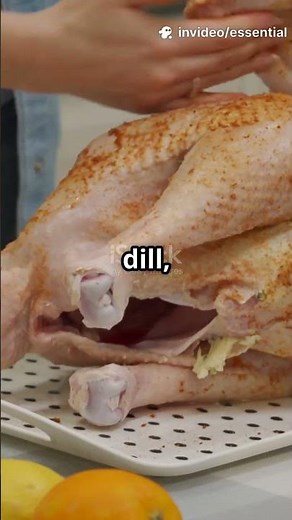 Perfect Stuffed Roast Turkey Recipe for Festive Feasts #christmasdinner #festiverecipe #roastturkey