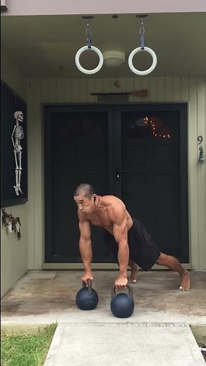 12 kg. Kettlebell Renegade Row