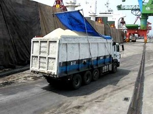 grain truck automatic tarping system