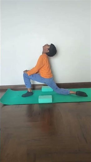 how to split for beginners step by step.......💥 🧎 #streching #flexibility #yogapractice #ytshorts