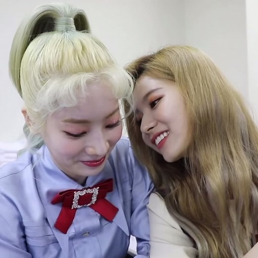 i still think abt this moment #twice #saida #sana #dahyun #fyp #foryou #minatozakisana #kimdahyun #foryoupage