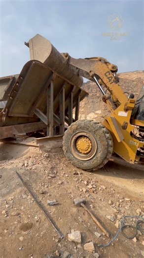 IRON GIANT UNSTOPPED! ⚒️ Crushing Massive Rocks with Brutal Machine Power #shorts