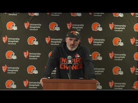 Kevin Stefanski defends Shedeur Sanders after 3 Int peform in Browns 31-3 loss to Bears