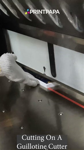 How Flyers Are Printed | Flyer Printing Process at PrintPapa #shorts