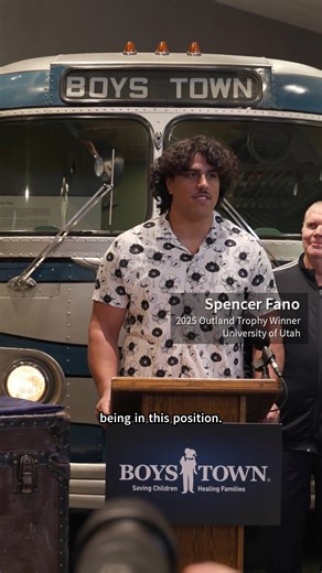 Yesterday at the Boys Town Hall of History, Utah Football's offensive lineman Spencer Fano received the 2025 #OutlandTrophy. 🏆 We also honored Dave Rimington, one of the most decorated offensive linemen in college football history, as the 12th Annual Tom Osborne Legacy Award winner. Moments like this show our youth what is possible when hard work and character come together. | Boys Town