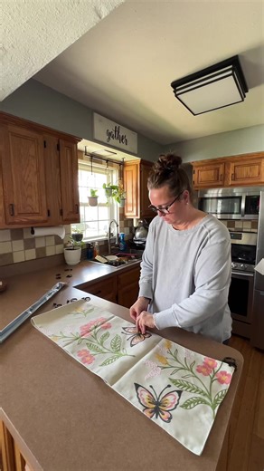 Cozy Kitchen Cafe Curtains: A DIY Guide