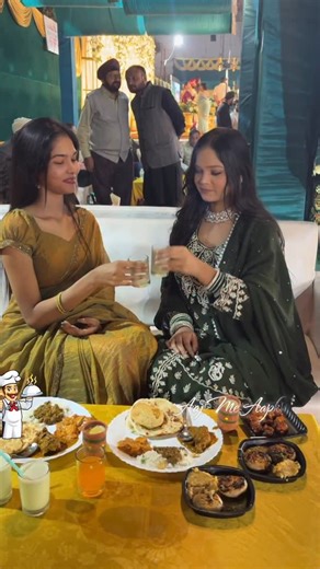 JAMSHEDPUR || Blogger 🤲🌙🙏 on Instagram: "aur Jamshedpur me catering ka asli “5-Star Experience” sirf ek hi jagah milta hai — Tandoori Hut Catering, Bistupur! 💍🔥 8+ saal ka experience, premium buffet setup, restaurant-quality taste, trained polite staff… matlab function ho ya wedding — sab kuch perfect & tension-free! 🙌✨ Birthdays, anniversaries, engagement, sangeet, reception… Har event ke liye inka setup ekdum royal & classy. 😍🍽️ Bookings open — 8987518188 🔸 Tandoori Hut – Bistupur, Ja