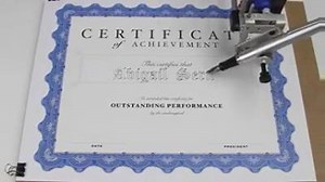 10K views · 216 reactions | Geilster Drucker ever?! Oder nur Spielerei? B-) Für die nächste Review auf China-Gadgets.de? Gefunden bei AxiDraw | China-Gadgets.de | Facebook