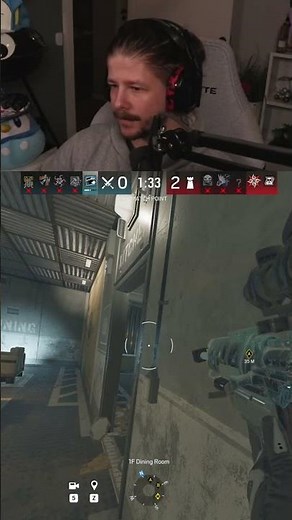 One Angry Canadian VS 4 Silly Geese | #rainbowsixsiege #shorts #gaming