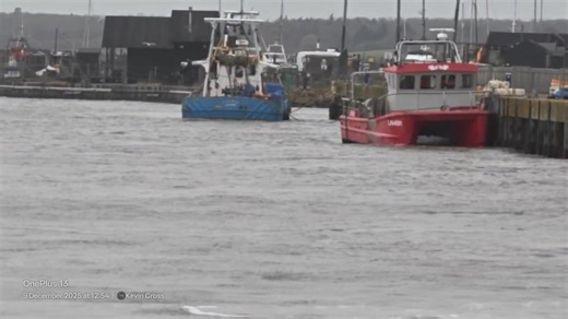 #southwold : water level is rising with high tide at 1349hrs . Cloudy with SE wind , and rough sea. | eastsuffolk