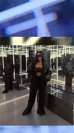 Kim Kardashian's CRAZY Sneaker Shopping Spree! Air Max 95 QUEEN #complex #kimkardashian #sneakershopping #fyp