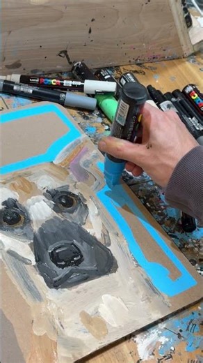 Another blue background in honor of the sunny NYC sky!