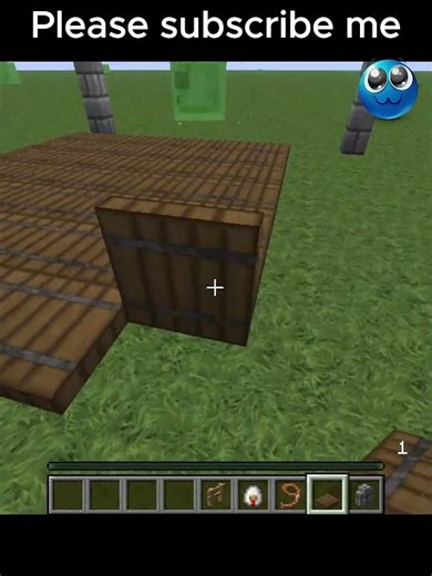 Minecraft how to make a castle gate easy #shorts