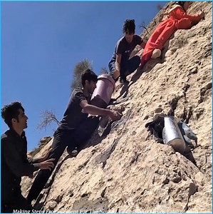 Making Steps From Cement For The Nomad To Cross And Enjoy Eating Lunch - Iran Nomadic Life | Food Blog