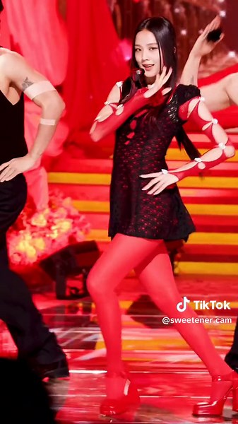 JISOO 'FLOWER' Fancam Outfit | Blackpink Jisoo Mermaid Costume