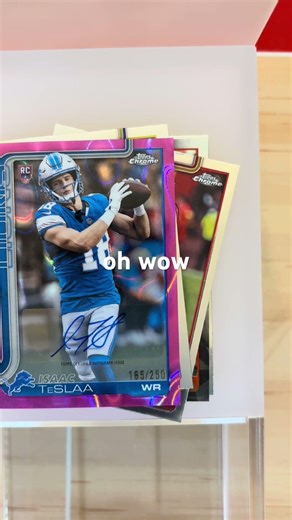 2025 Topps Chrome Football Isaac TeSlaa WR#18 Autographed Rookie Card Pink Parallel #toppschrome