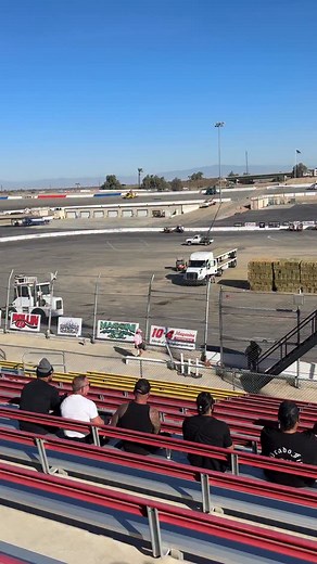 25 reactions | Hay squeeze competition #104magazine rodeo | CB SHOP & TRUCK ACCESORIES | Facebook