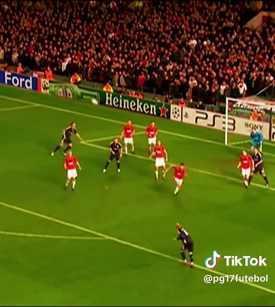 Arjen Robben: A Football Legend in Action