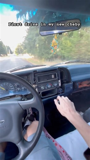 Picked up this chevy to tow my drift car with #obs #obschevy #chevy #singlecab #dually #454 #manual