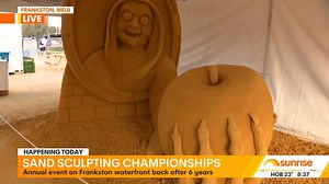 Victorians are battling it out this morning to prove who is the king of the castle, with the Annual Sand Sculpting Championships underway. Kristy Mayr reports. 📱Download the 7NEWS app: 7news.link/7newsapp #7NEWS | 7NEWS Melbourne
