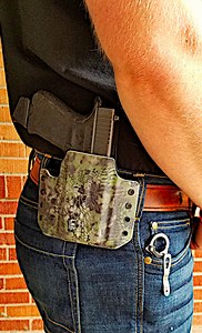 Defensive Gun Use: Man Shot Trying To Rob Cell Store | Kansas Concealed Carry Class And Resources