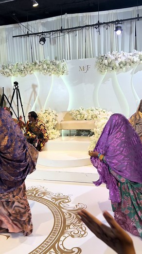 Buranbur Dance Moves