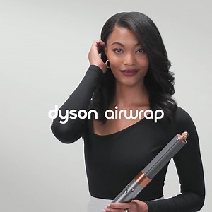 Create vintage waves with the Dyson Airwrap™ | Dyson