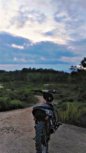 cinematik di lokasi dompeng#masukberandayoutube #cinematiksawah #fipシviral #beatstyle